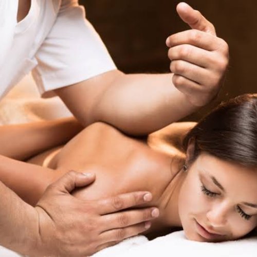 Lomi-Lomi Massage